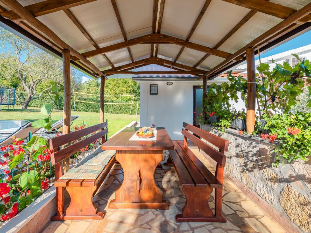 Holiday Home Hacienda - Pzn316 By Interhome Tinjan Zewnętrze zdjęcie